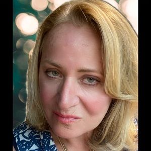 Meet your Posher, Dagmar